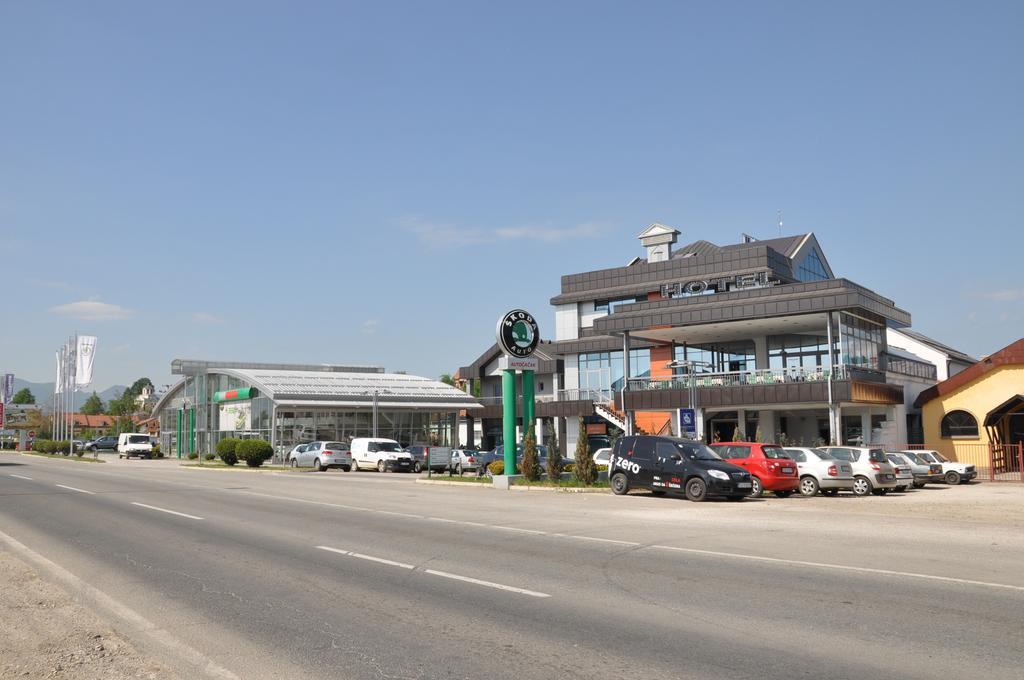 Hotel Kole Čačak Exterior foto